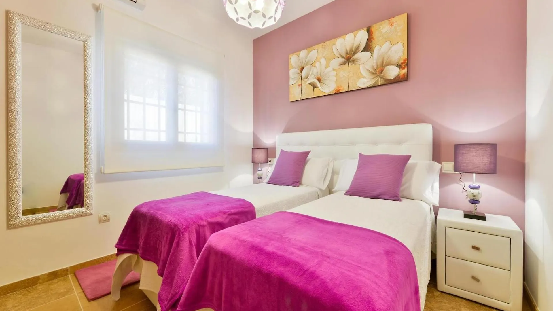 Charming Villa In Ibiza Town Sant Jordi de ses Salines Ισπανία